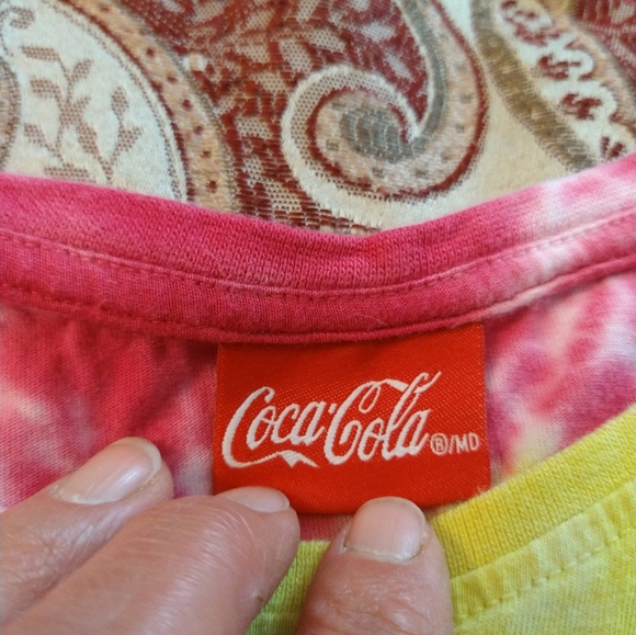 Size L Coca-Cola tie-dye short sleeve crop top - Picture 10 of 12